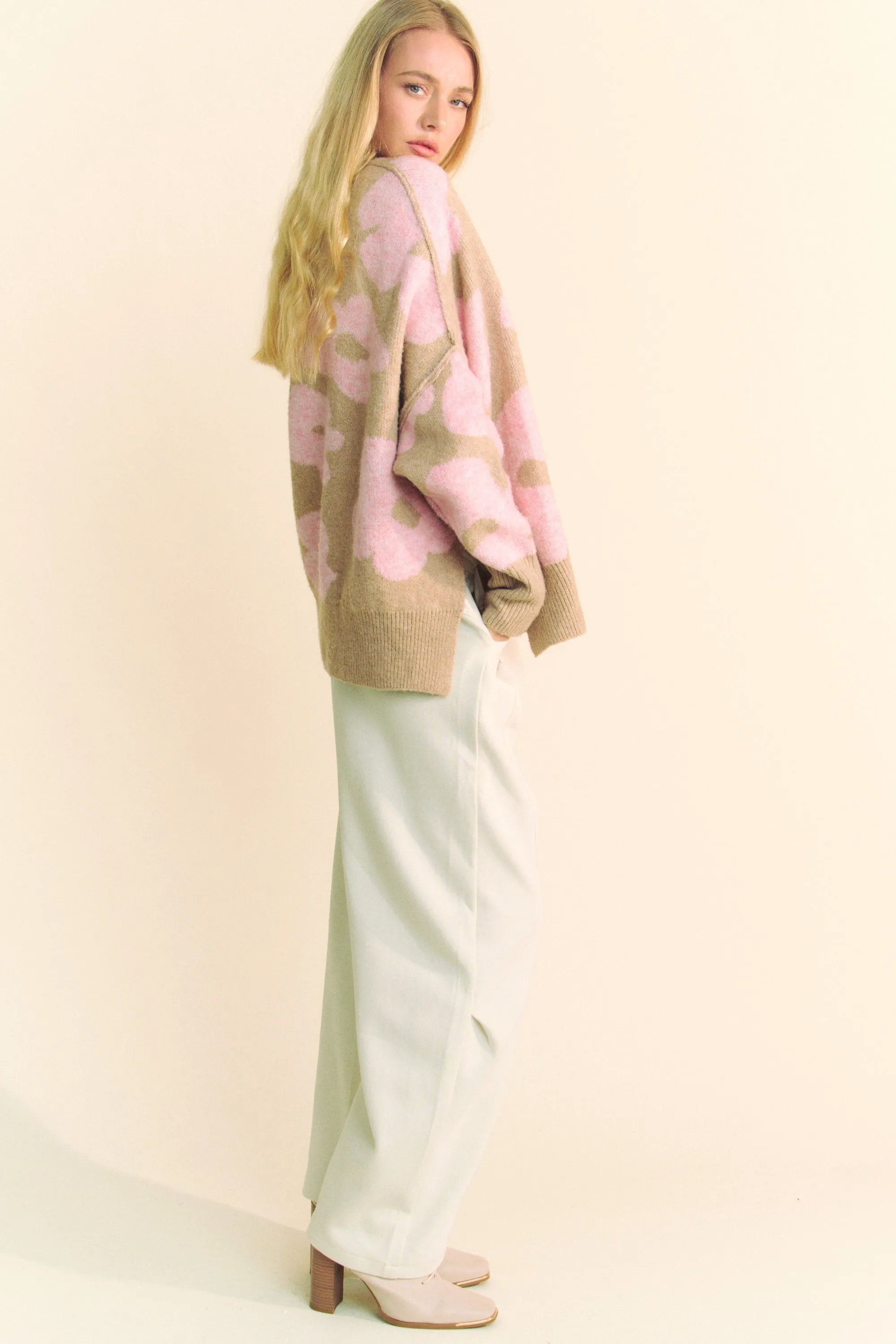 Davi & Dani OVERSIZED Knit Sweater with Floral Print in Beige/Pink ON ORDER
