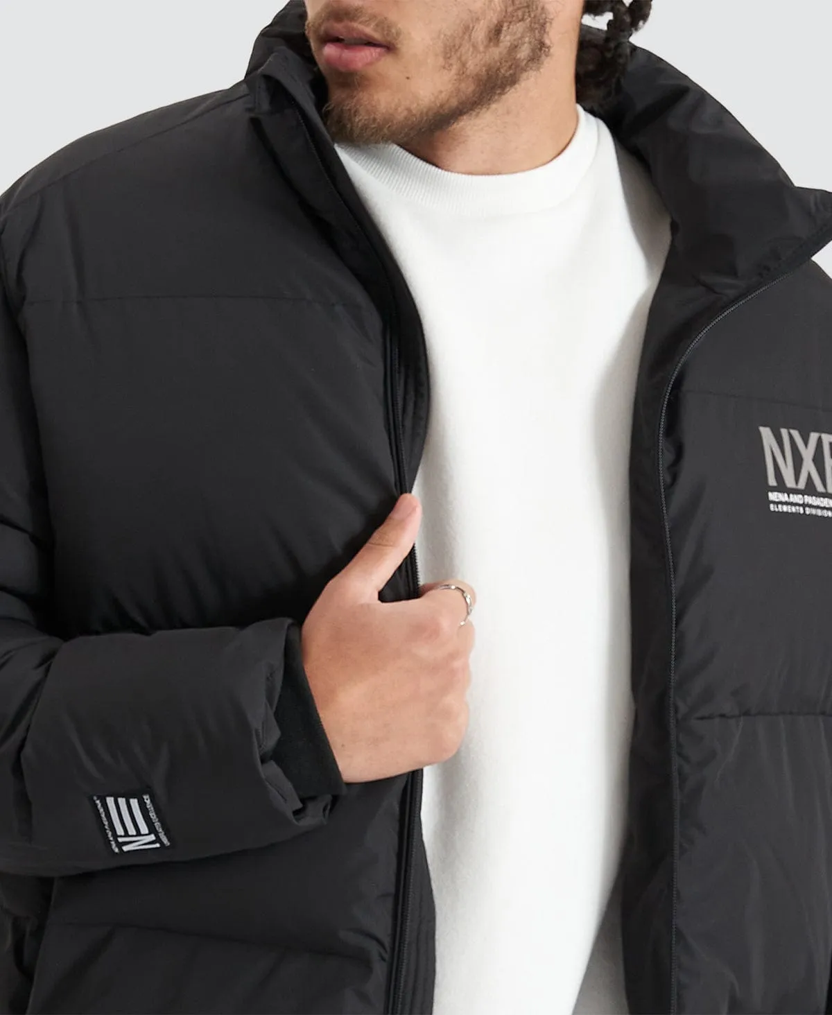 Forfeit Puffer Jacket Jet Black
