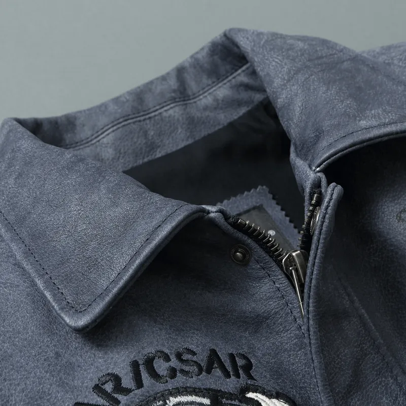 Men’s Embroidery Motorcycle Jackets with Big Pockets / Zippers Genuine Leather Jackets