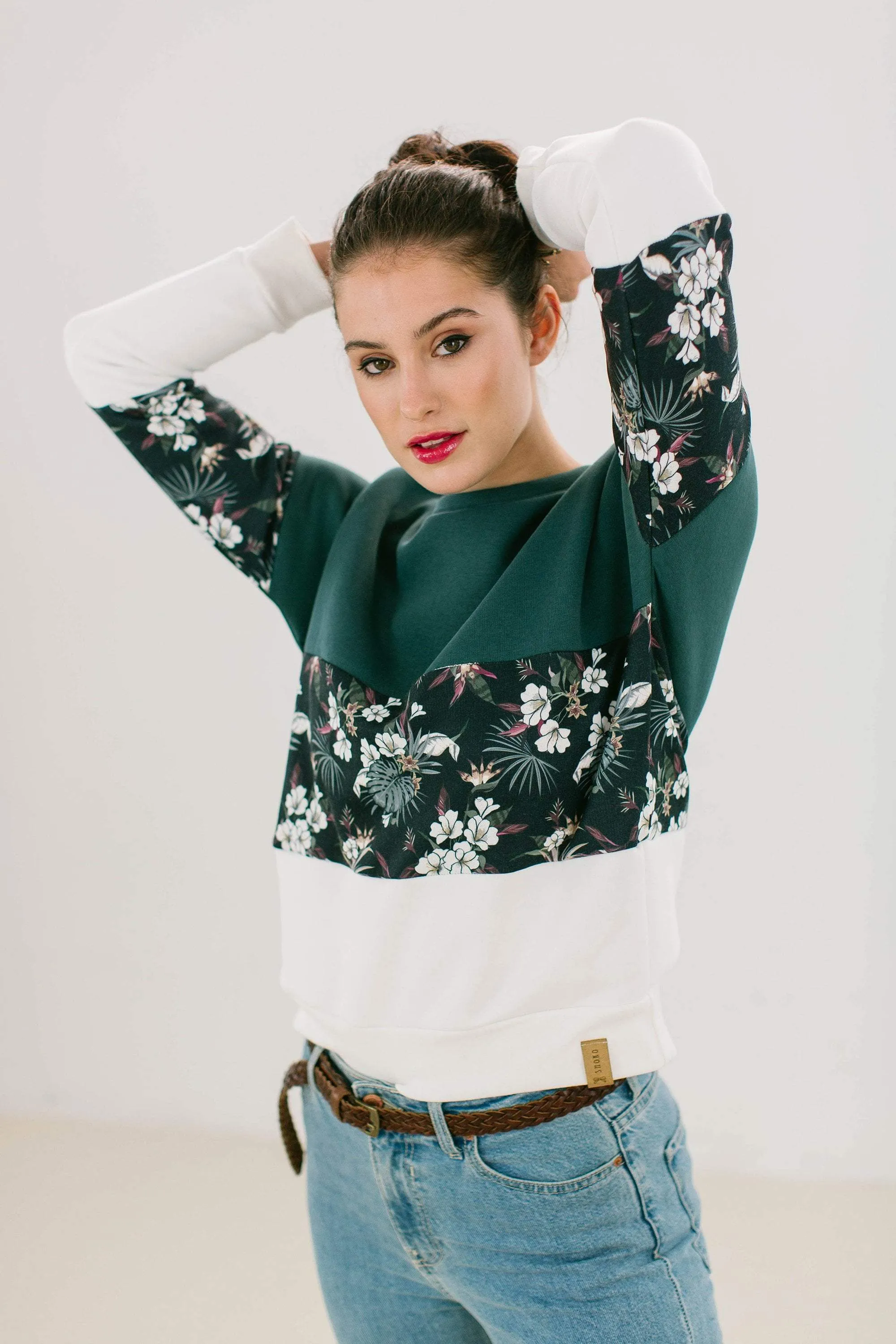 Sweater Mia winter flowers