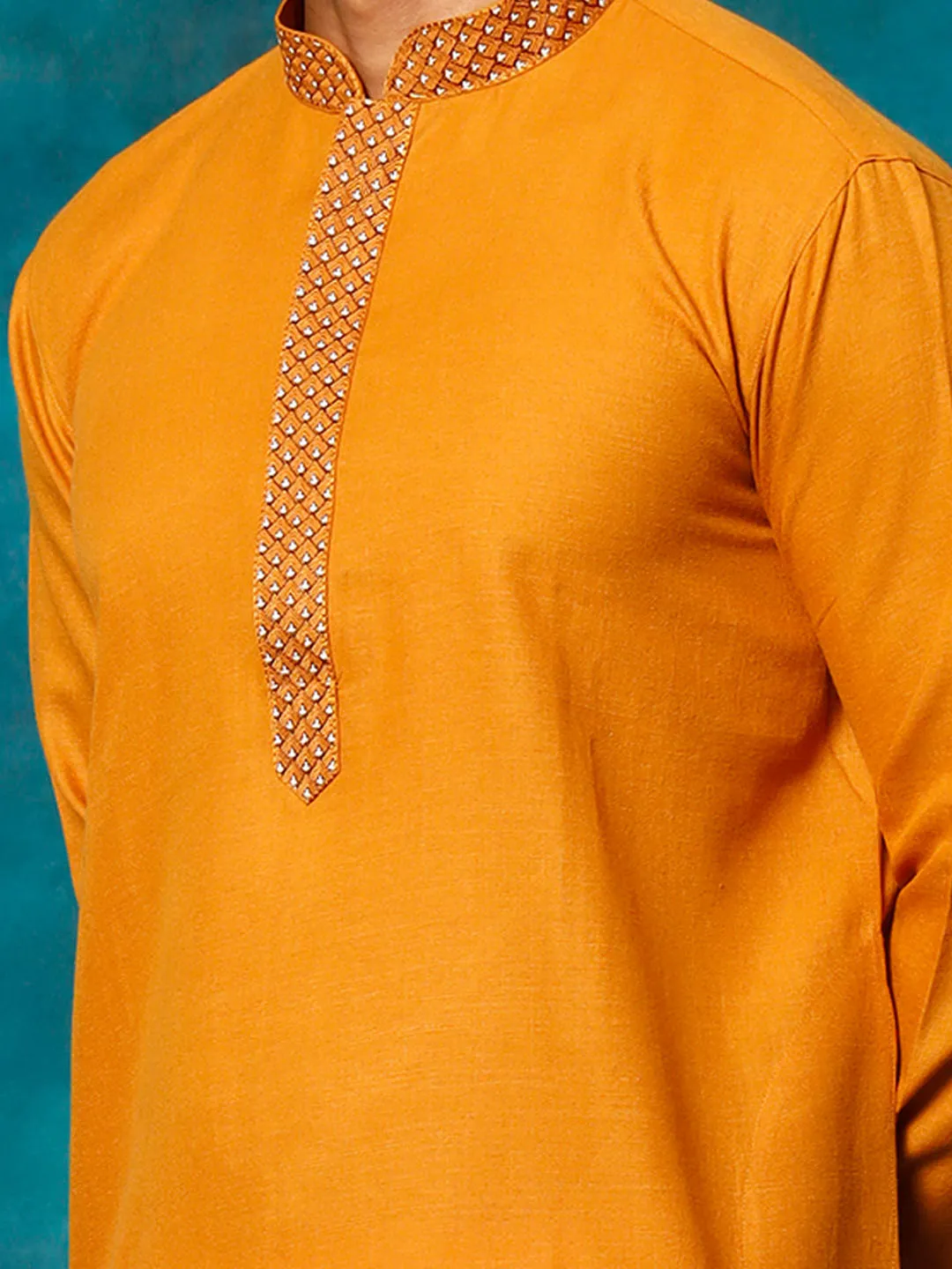 VASTRAMAY Rust & White Cotton Kurta Pyjama