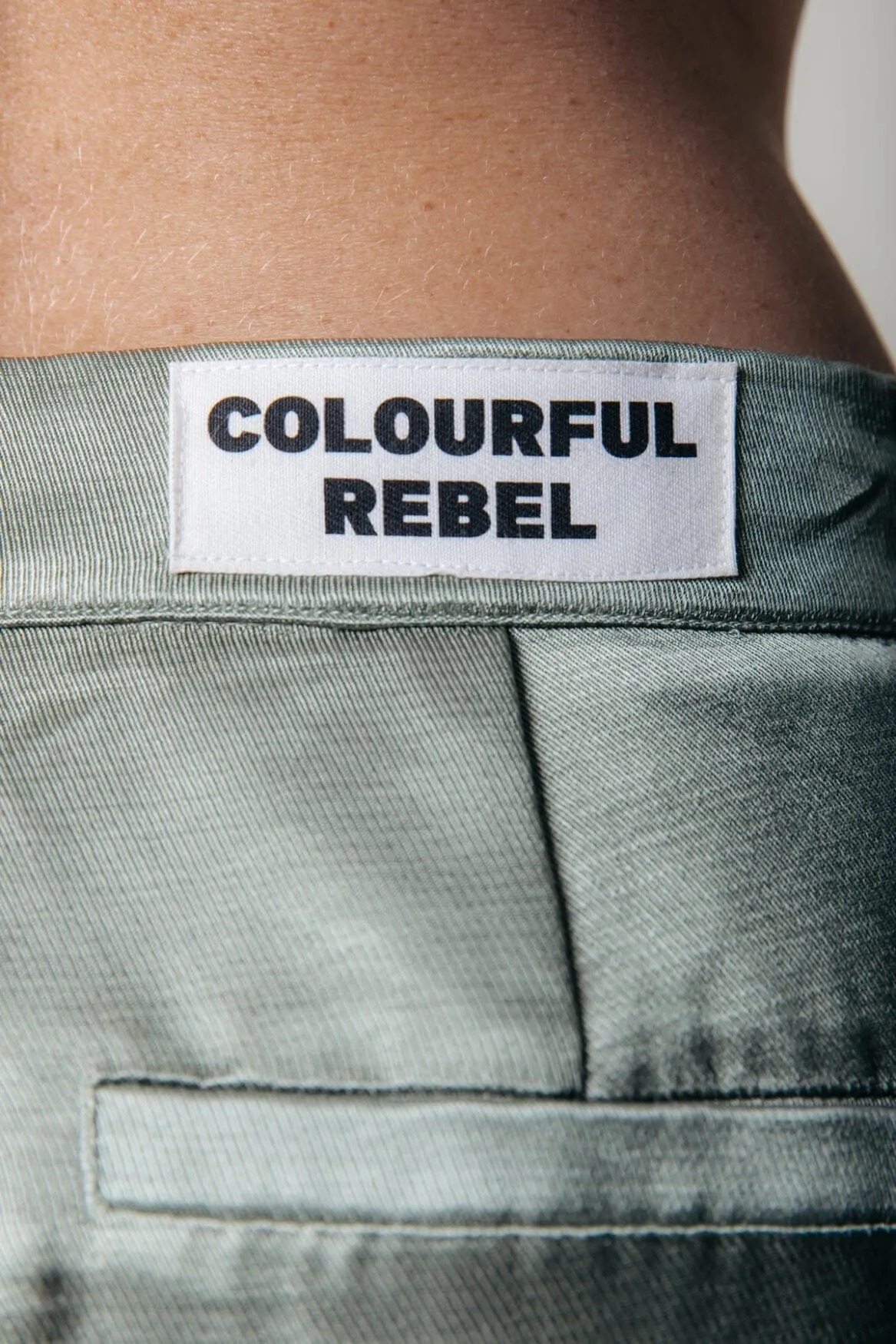 Wende Low Waist Pants | Soft Green
